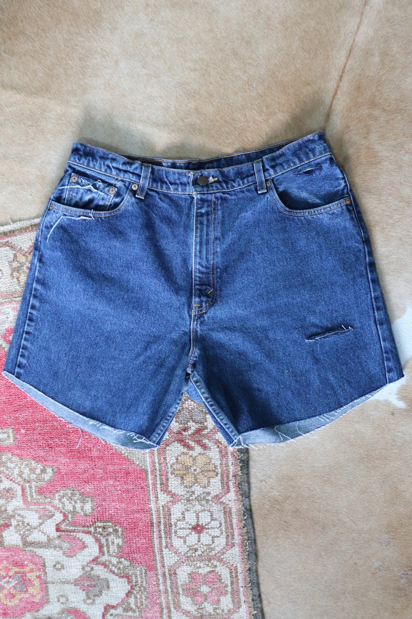 Levi’s Mom Shorts