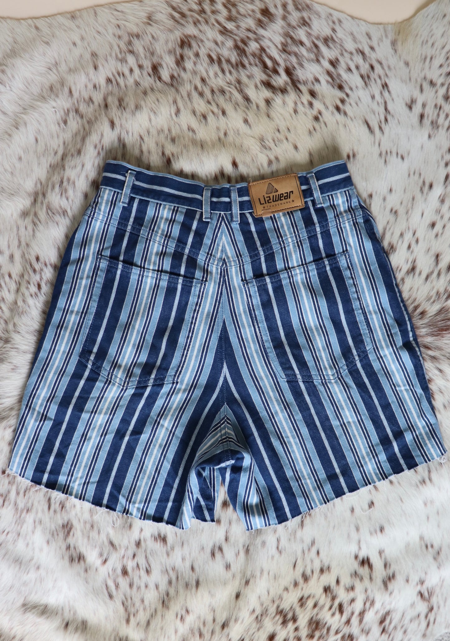 Liz Wear Soft Mom Shorts